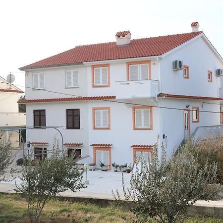 Apartments Nada Baška Eksteriør bilde