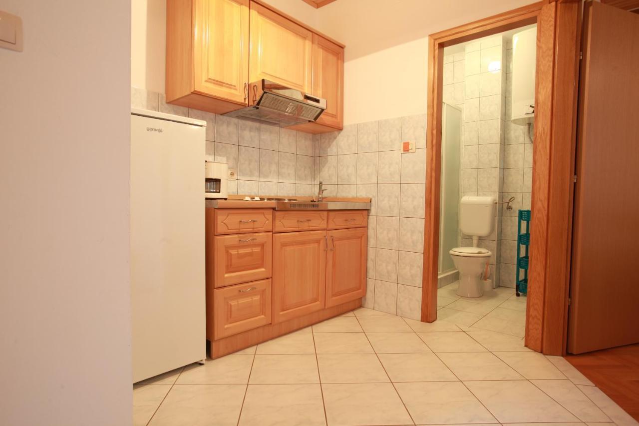 Apartments Nada Baška Eksteriør bilde
